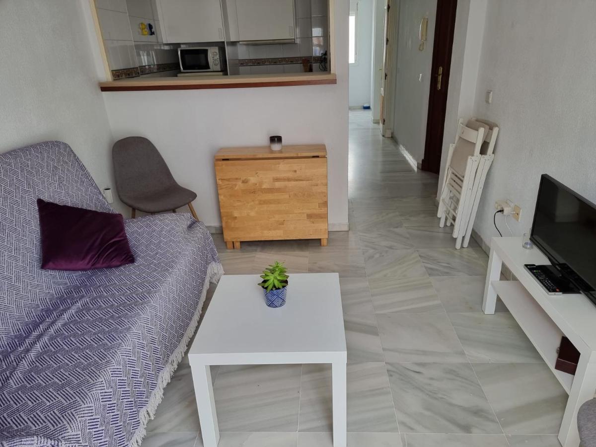 Primera Linea De Playa Paseo Maritimo Conil De La Frontera Esterno foto